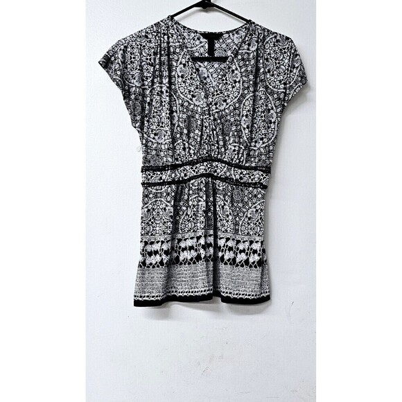 SOMA Intimates Black White Soft Flowwy Short Sleeve  Blouse / Night Shirt (M) - Picture 1 of 3